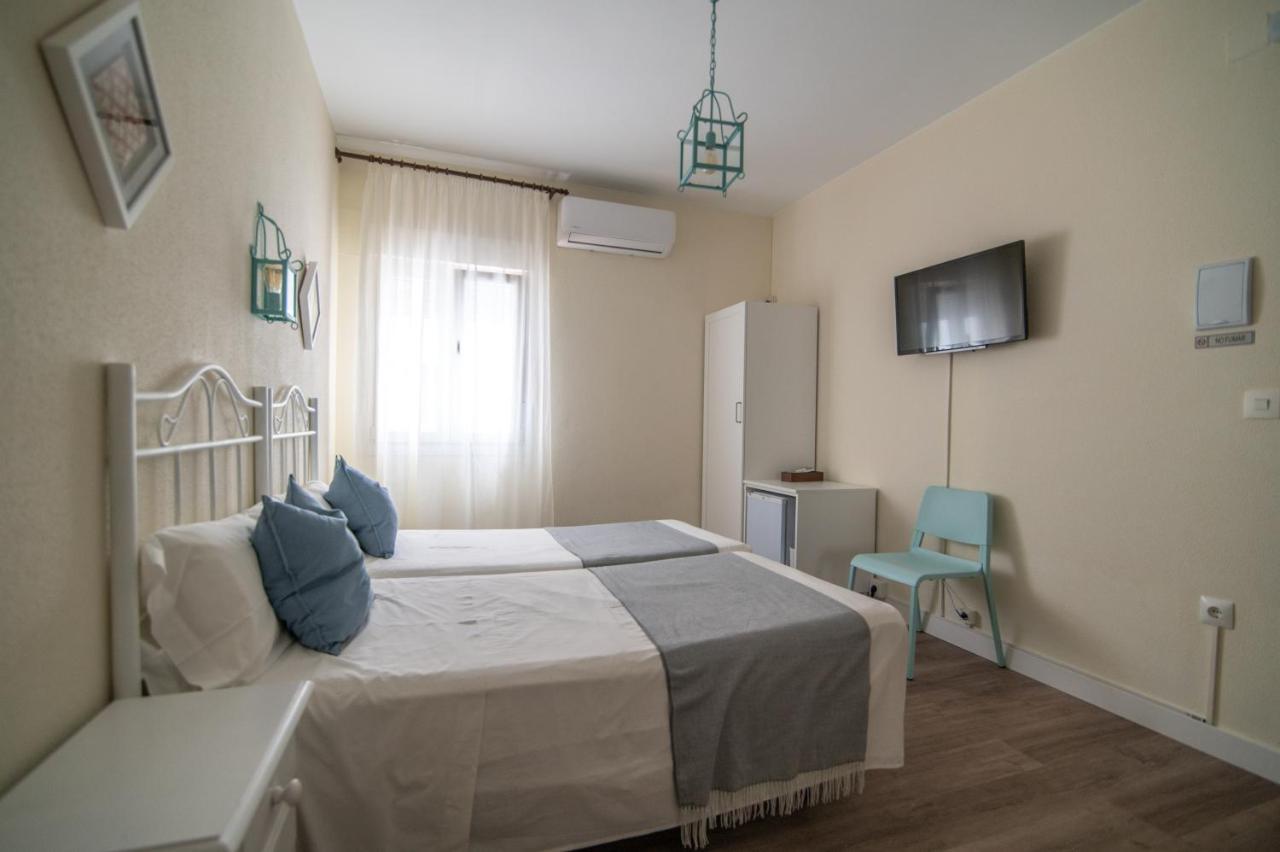 Hostal Andalucia Chipiona Eksteriør bilde